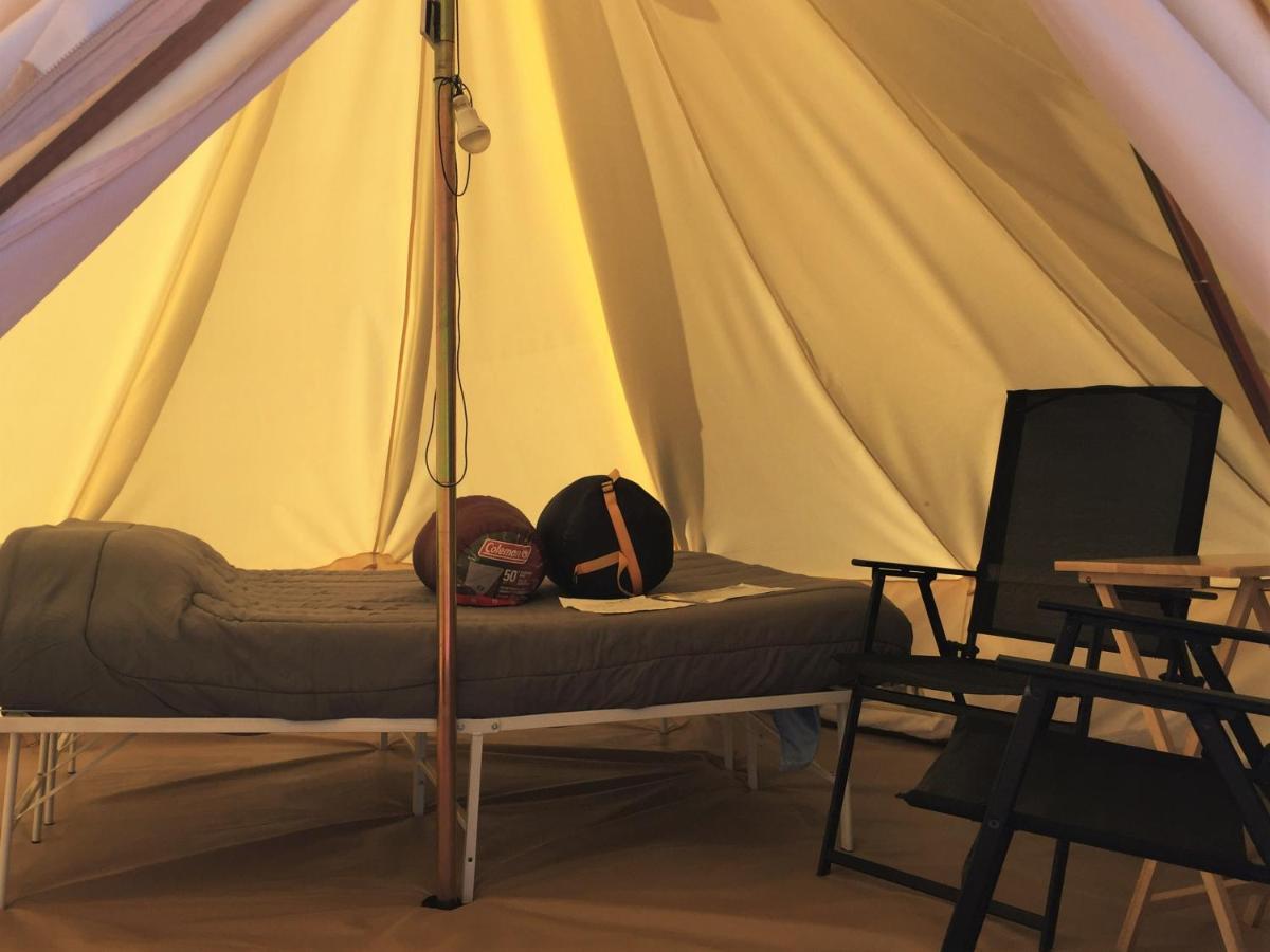 Starlight Tent 1 Holbrook Bagian luar foto